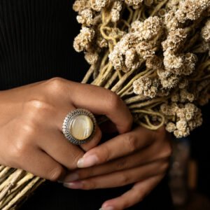 White Sun Ring